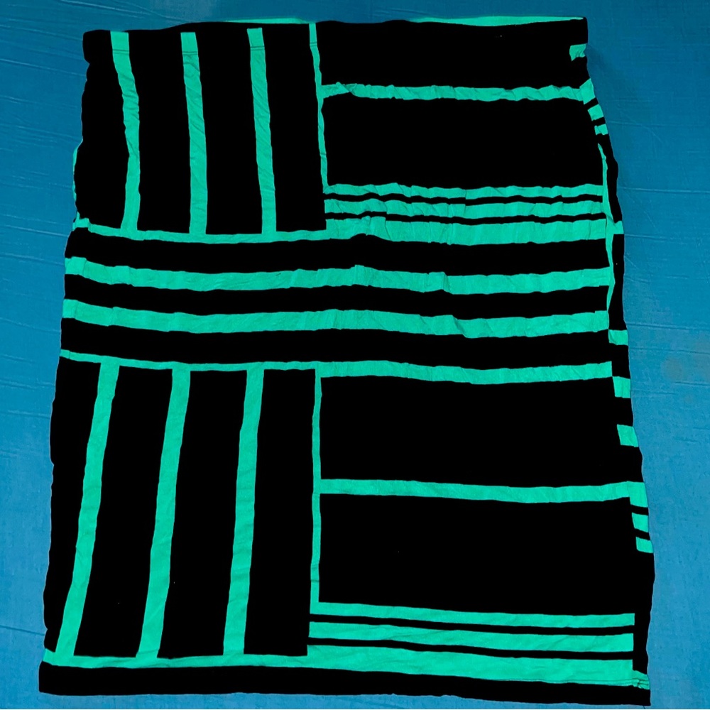 ASOS Curve Abstract Skirt in Black and Emerald Green Size US 20